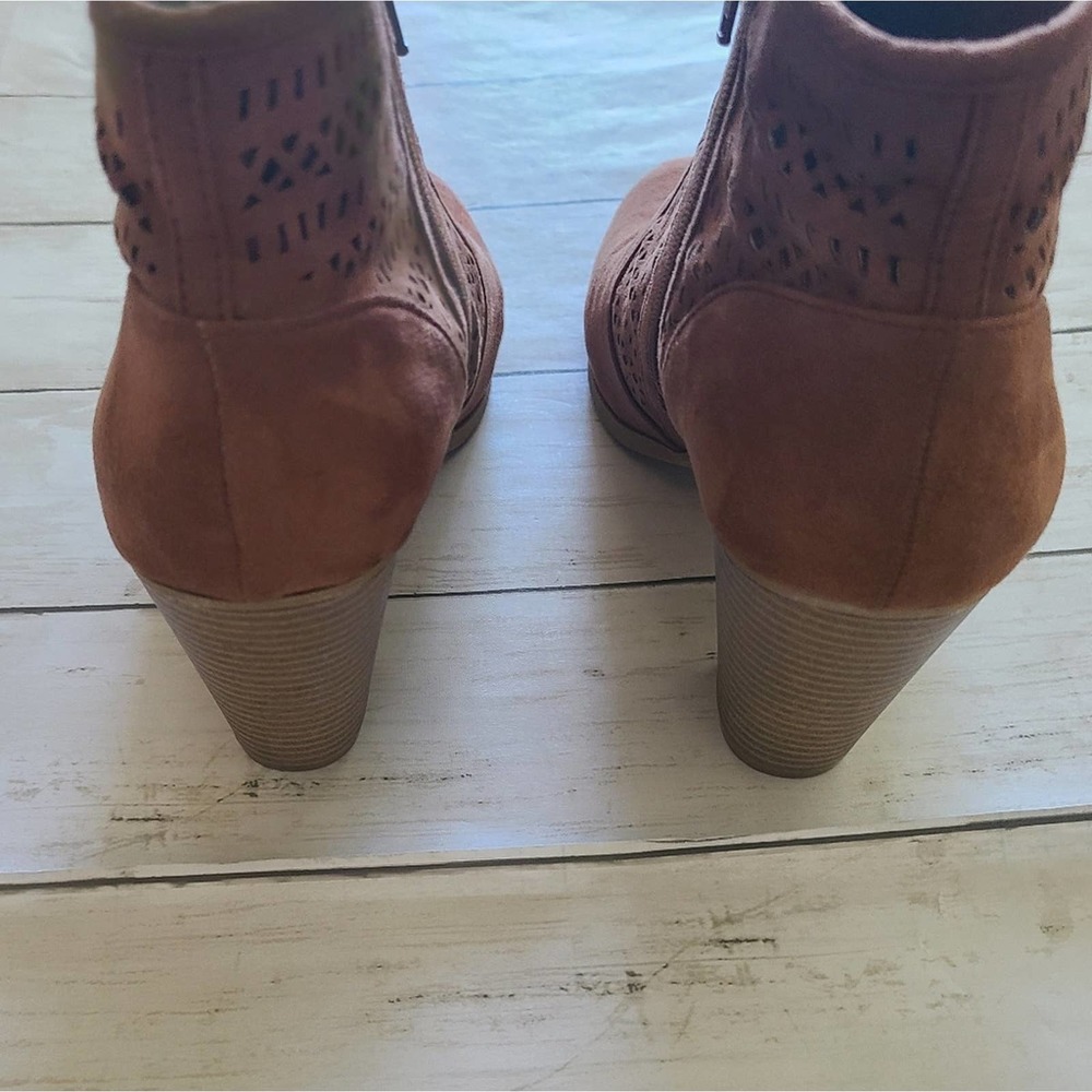 American Rag Ariane Rustic Booties - Picture 4 of 8